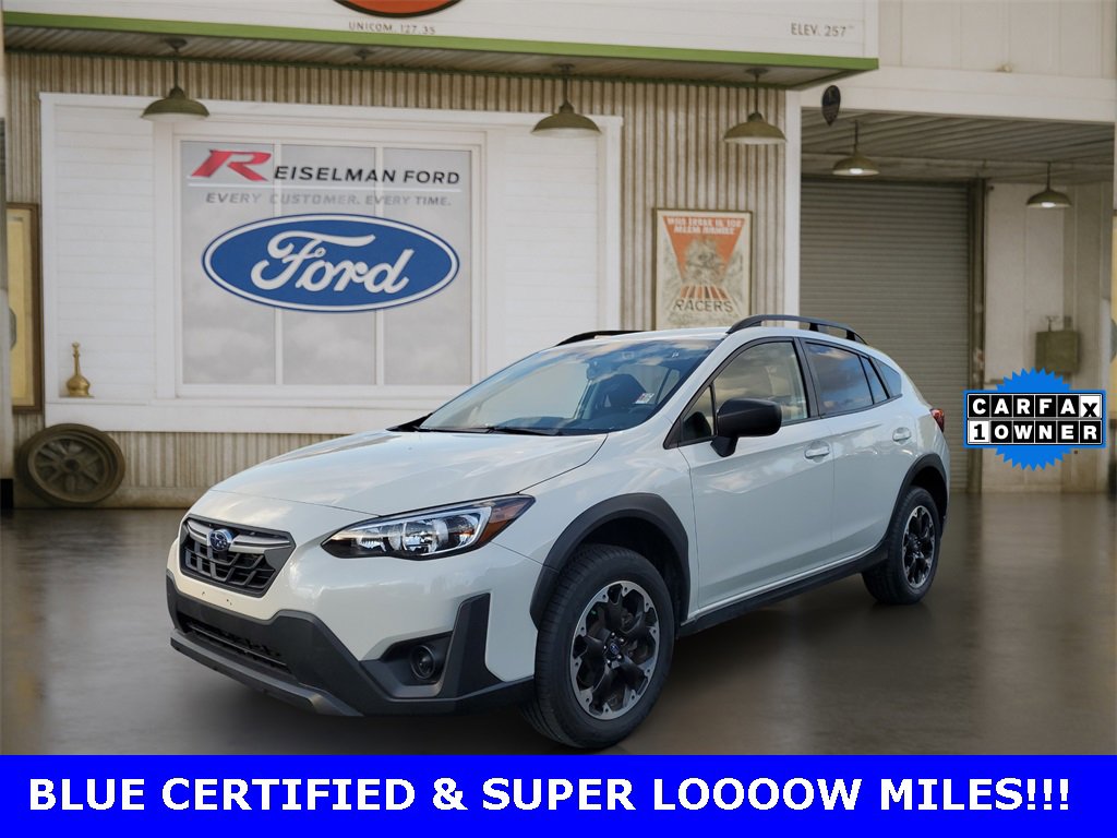 Used 2023 Subaru Crosstrek 2.0i image 2