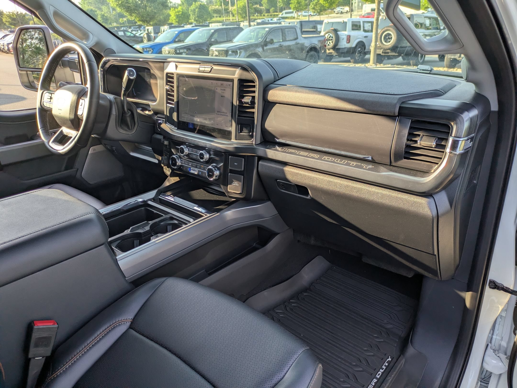 Certified 2025 Ford F250 Lariat w/ Chrome Package AWD/4WD image 42
