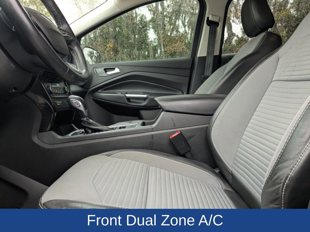 Certified 2019 Ford Escape SE image 15