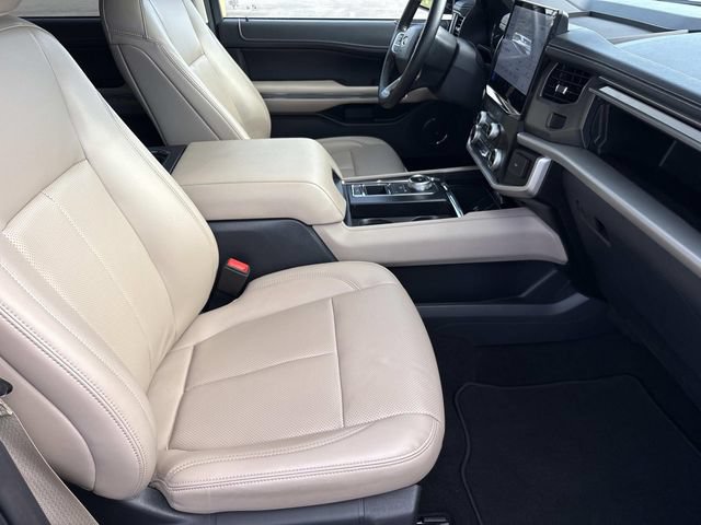 Certified 2024 Ford Expedition XLT RWD image 24