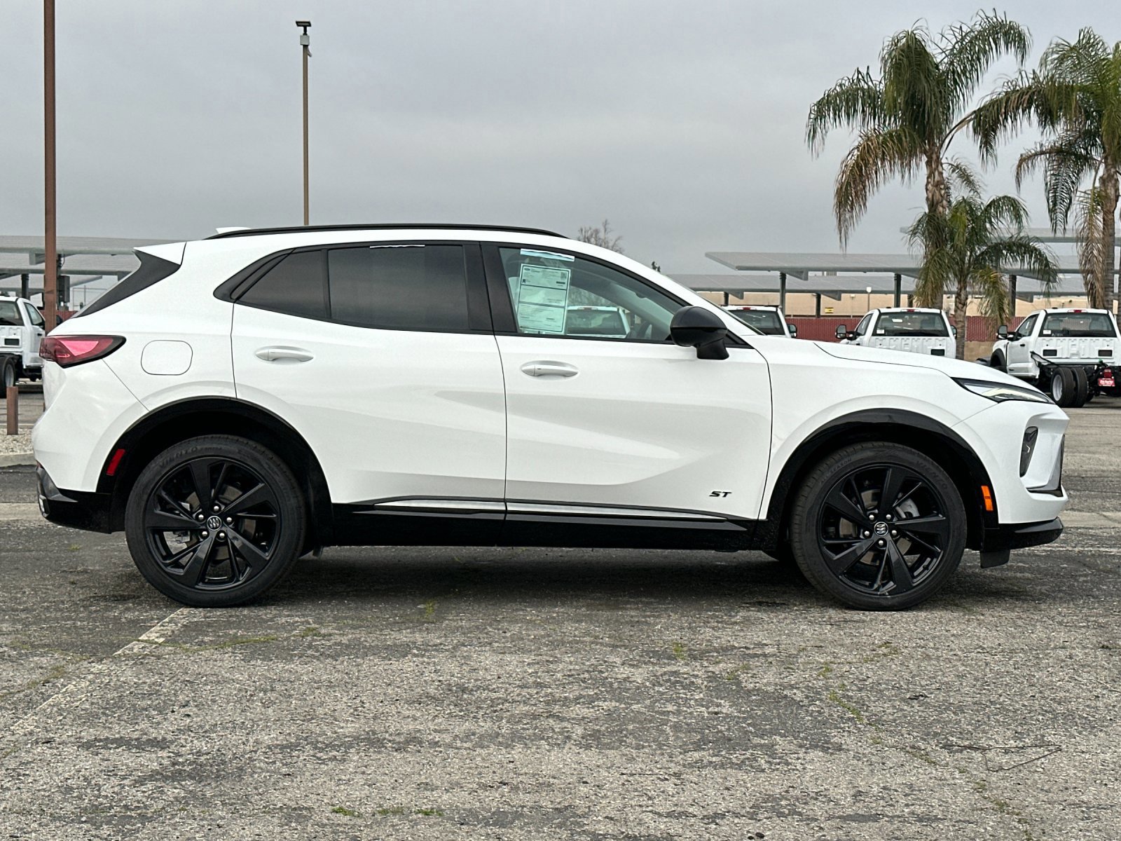 Used 2025 Buick Envision Sport Touring image 6