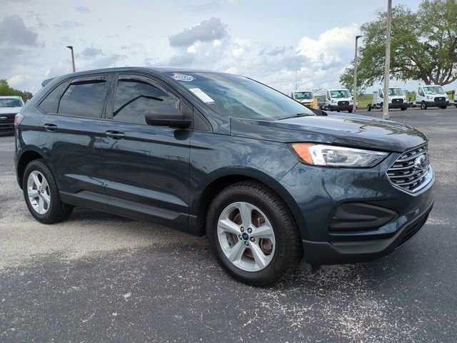 Certified 2022 Ford Edge SE image 2