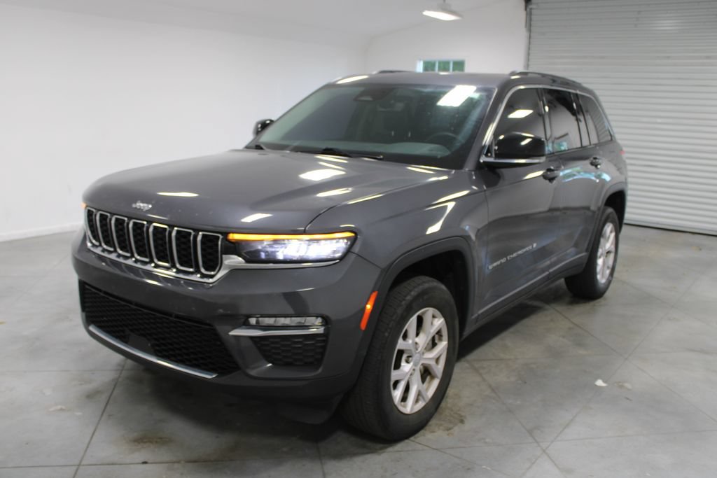 Used 2022 Jeep Grand Cherokee Limited AWD/4WD image 5