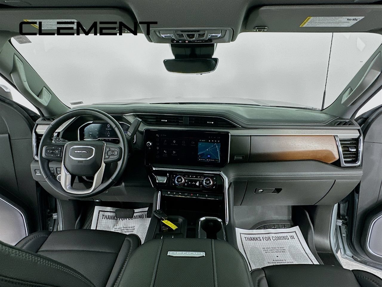 Used 2024 GMC Sierra 3500 Denali w/ Denali Reserve Package AWD/4WD image 12
