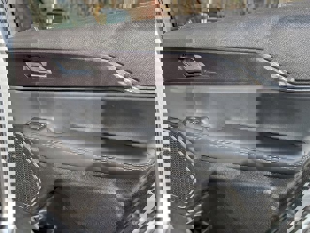 Used 2022 Jeep Grand Cherokee L Laredo w/ Luxury Tech Group I image 33