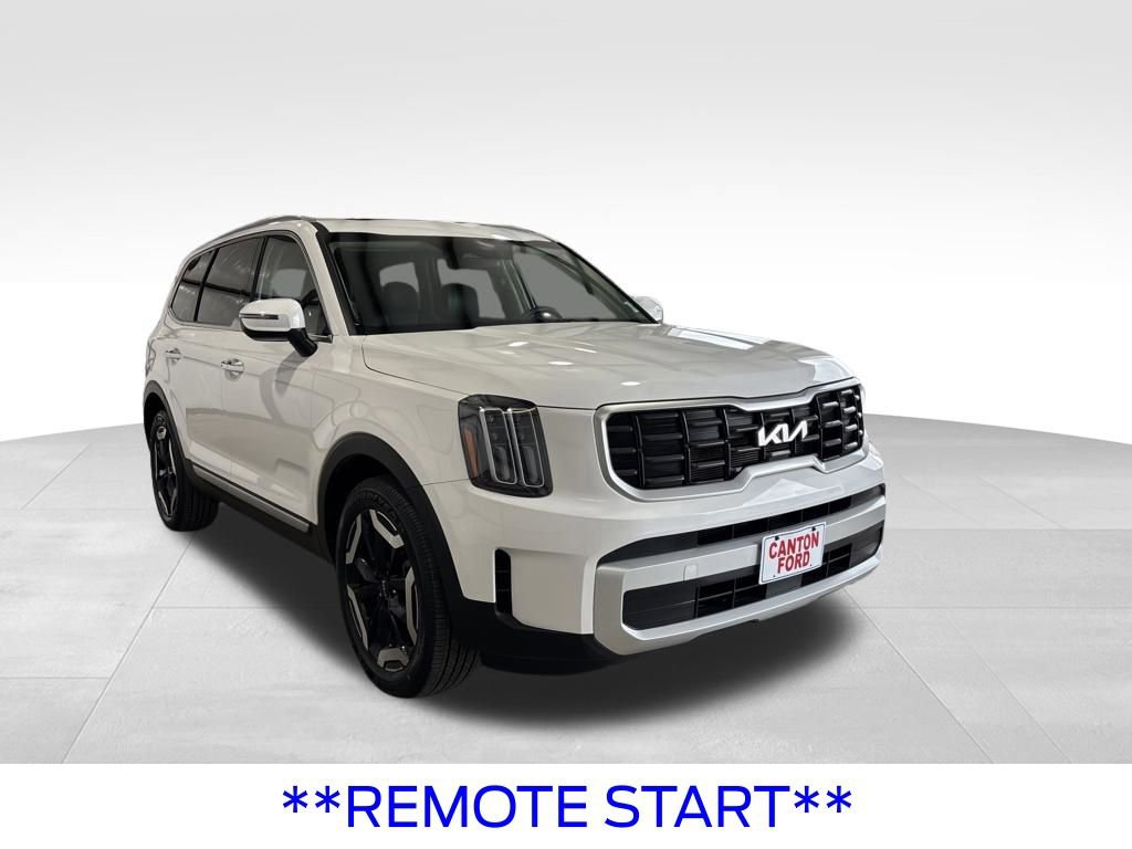 Used 2025 Kia Telluride S FWD image 10