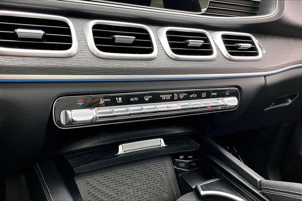 Used 2023 Mercedes-Benz GLE 350 4MATIC image 32