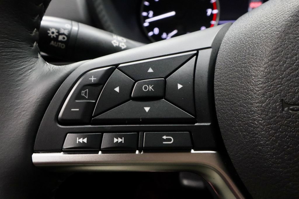 Used 2025 Nissan Sentra SV w/ All-Weather Package image 26