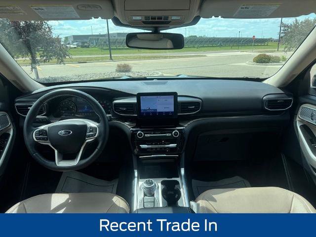 Certified 2023 Ford Explorer Limited w/ Equipment Group 301A AWD/4WD image 17
