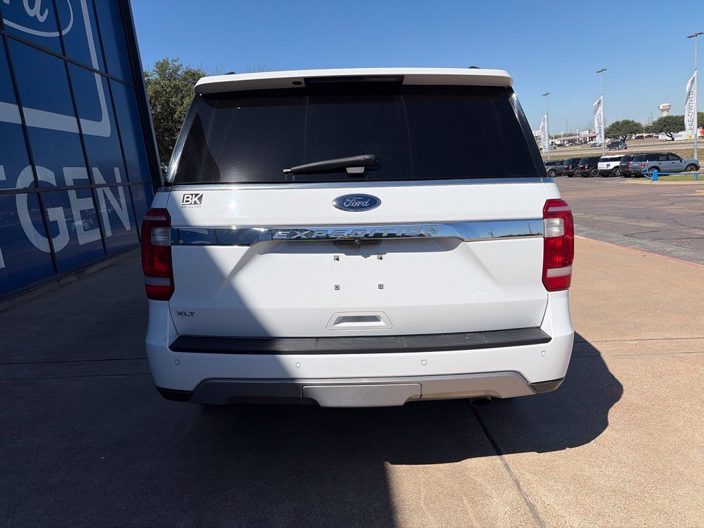 Certified 2021 Ford Expedition XLT RWD image 6
