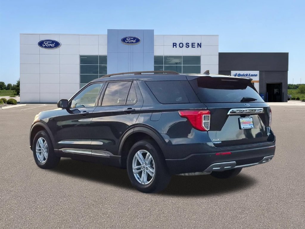 Certified 2024 Ford Explorer XLT w/ Equipment Group 202A AWD/4WD image 5