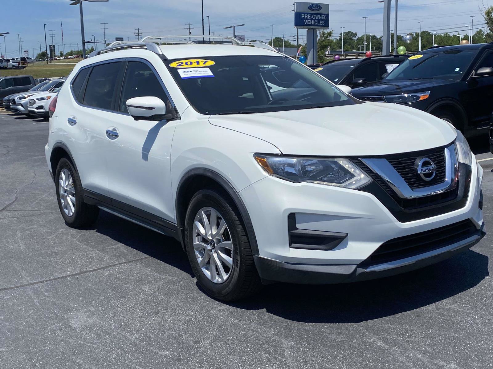 Used 2017 Nissan Rogue SV w/ SV Premium Package