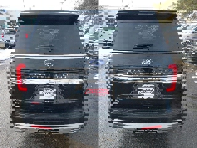 Certified 2022 Ford Expedition Limited image 4
