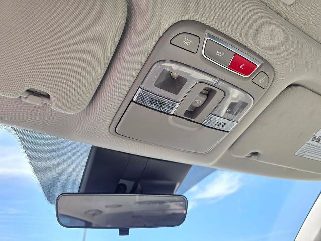 Used 2025 Kia Telluride S FWD image 27