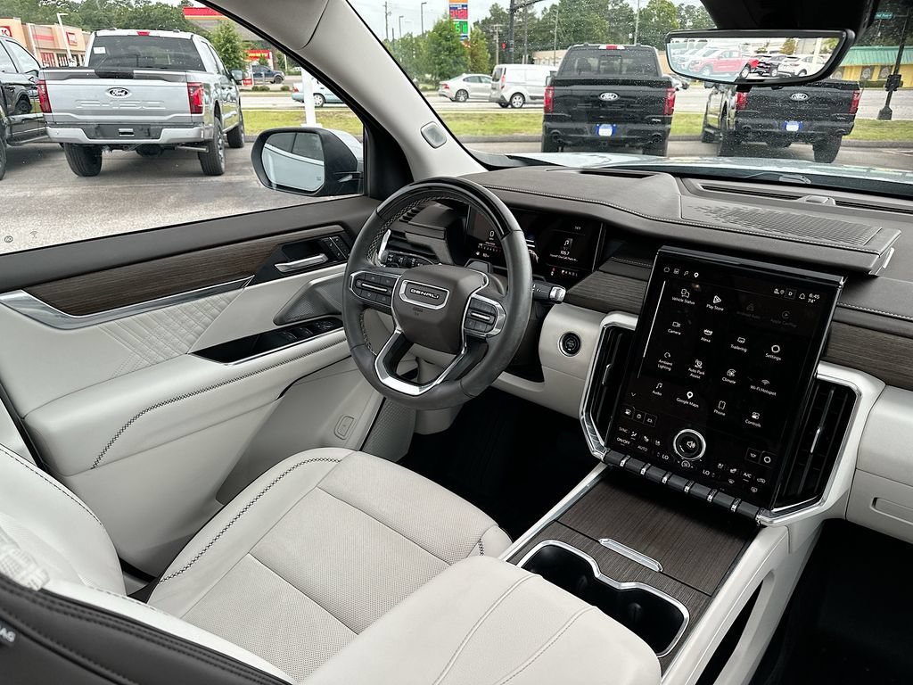 Used 2024 GMC Acadia Denali w/ Super Cruise Package FWD image 19