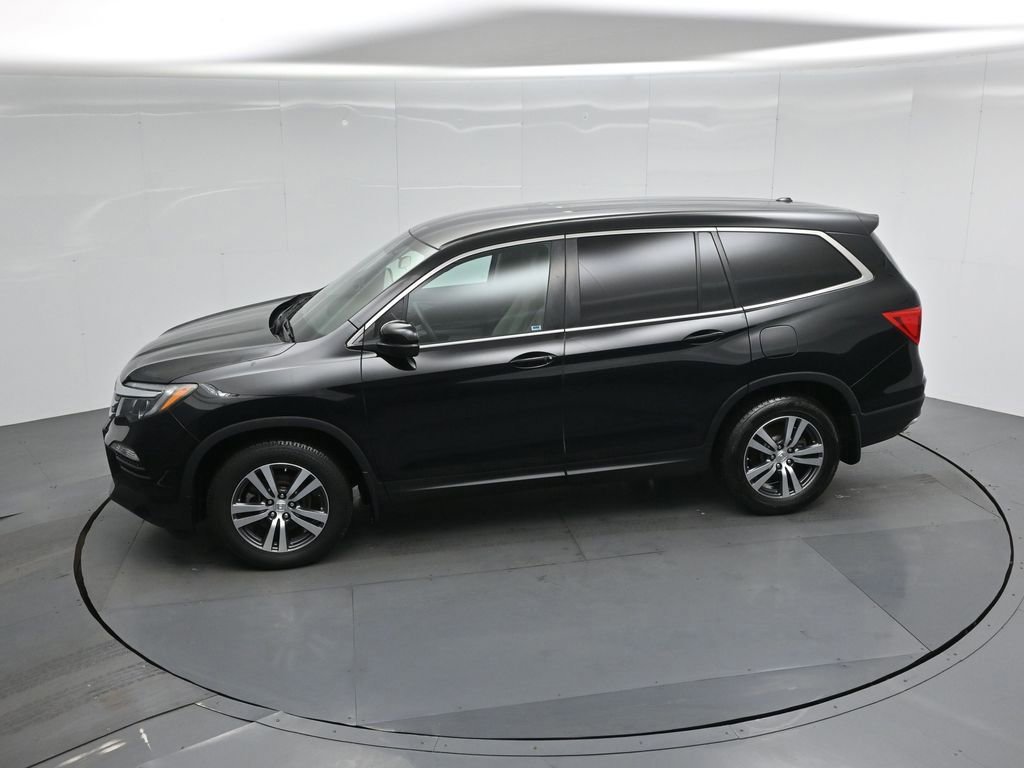 Used 2017 Honda Pilot EX image 23
