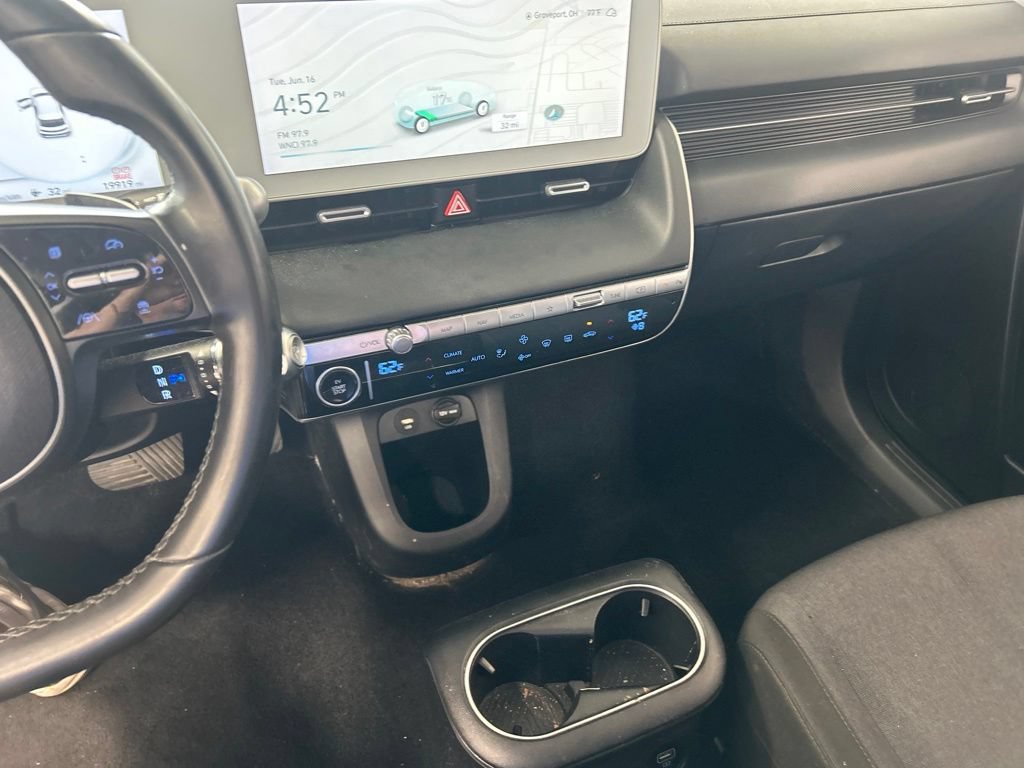 Used 2024 Hyundai Ioniq 5 SE AWD/4WD image 5