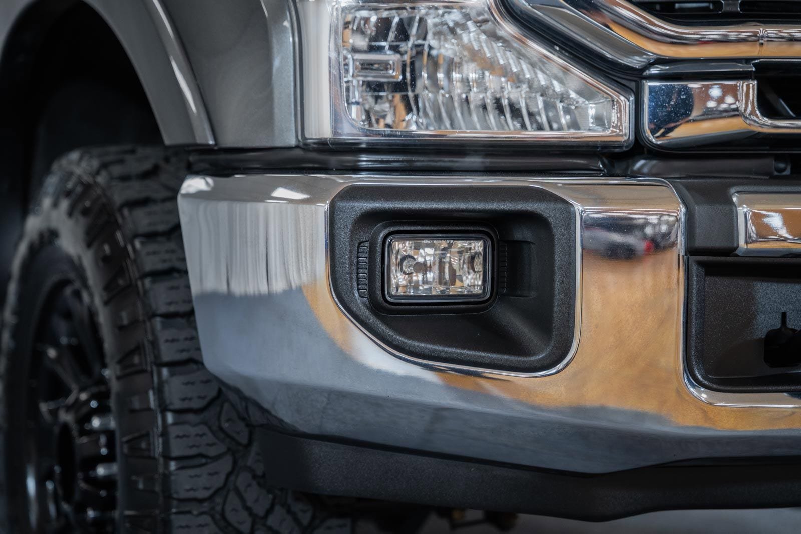 Certified 2020 Ford F250 Lariat w/ Tremor Off-Road Package AWD/4WD image 15