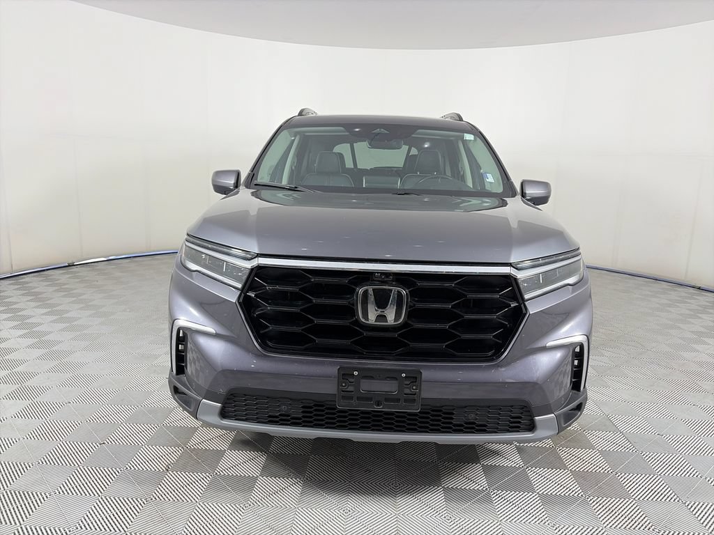 Used 2023 Honda Pilot Elite image 2