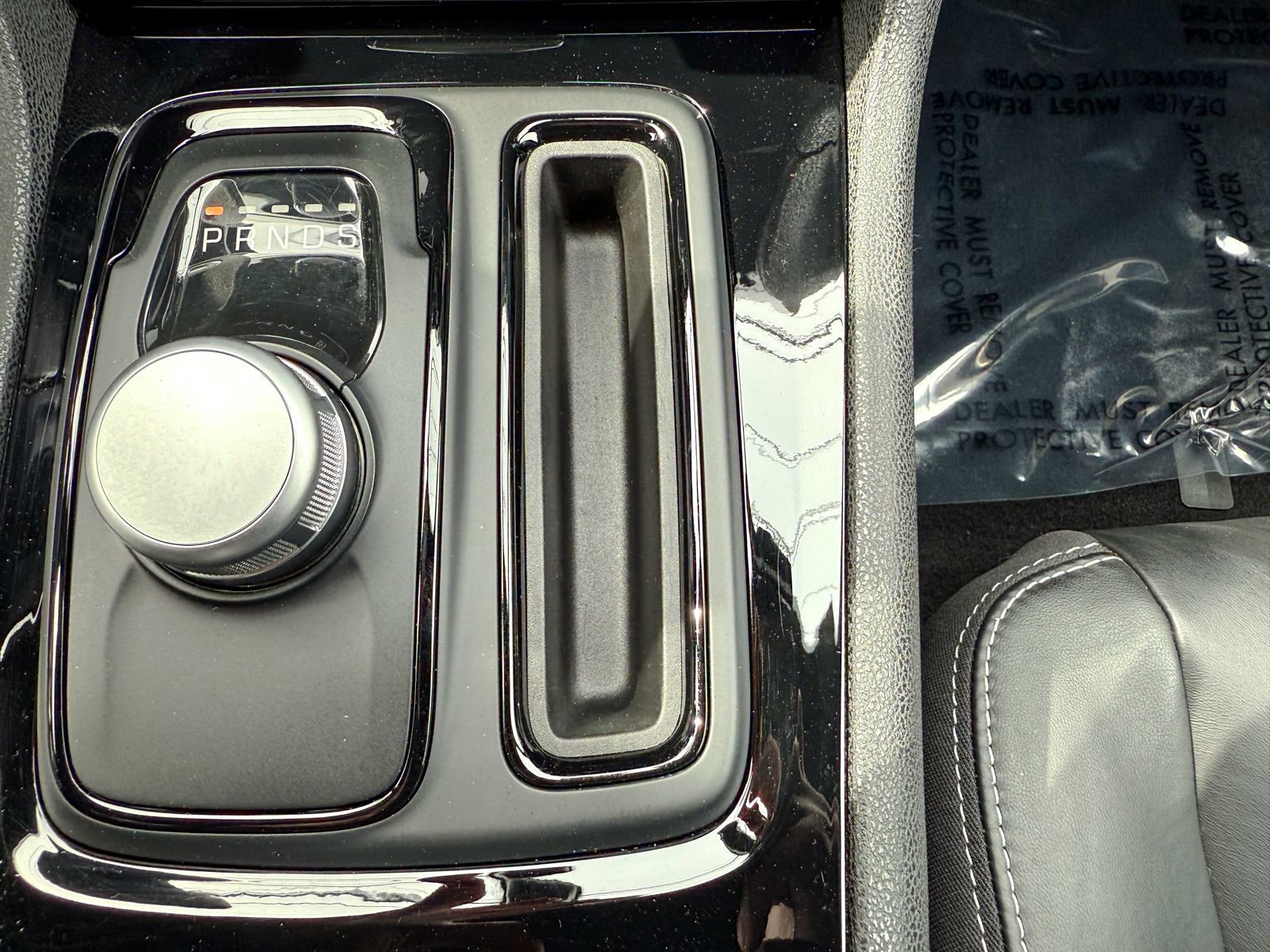 Used 2022 Chrysler 300 S image 22