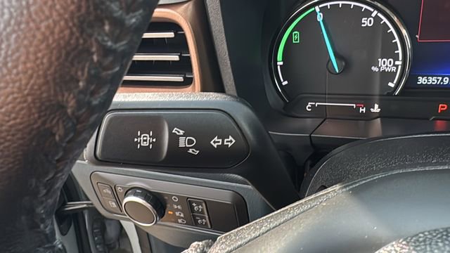 Certified 2022 Ford Maverick Lariat w/ Lariat Luxury Package image 17