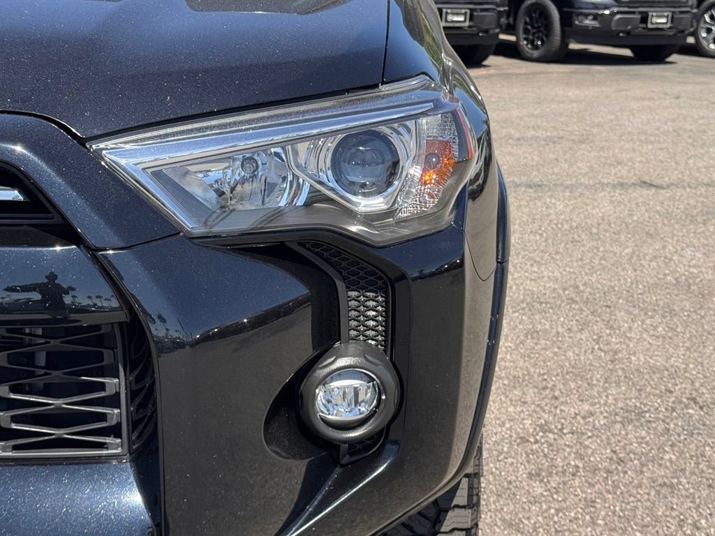 Used 2022 Toyota 4Runner SR5 RWD image 8
