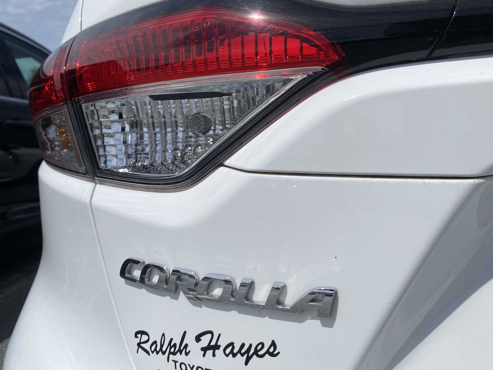 Used 2024 Toyota Corolla LE FWD image 11