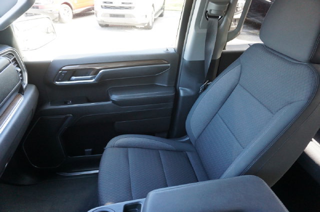 Used 2024 Chevrolet Silverado 1500 LT AWD/4WD image 34