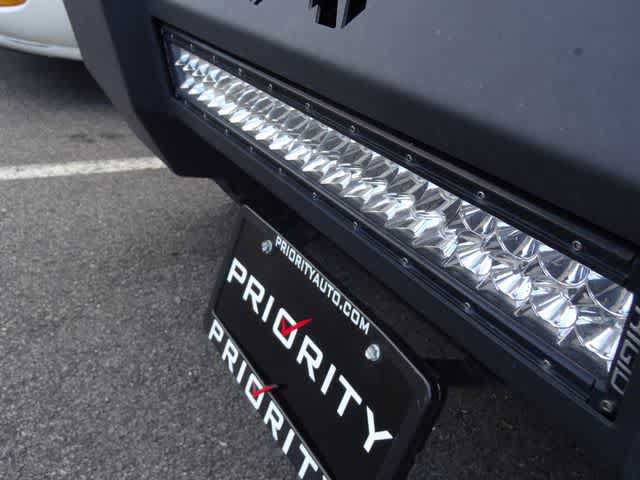 Used 2017 Jeep Wrangler Unlimited Sahara w/ Connectivity Group AWD/4WD image 4