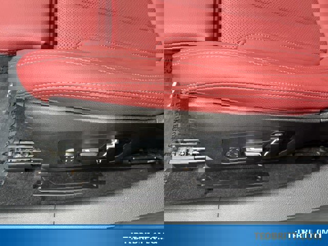 Used 2024 BMW 330i xDrive Sedan w/ M Sport Package image 44