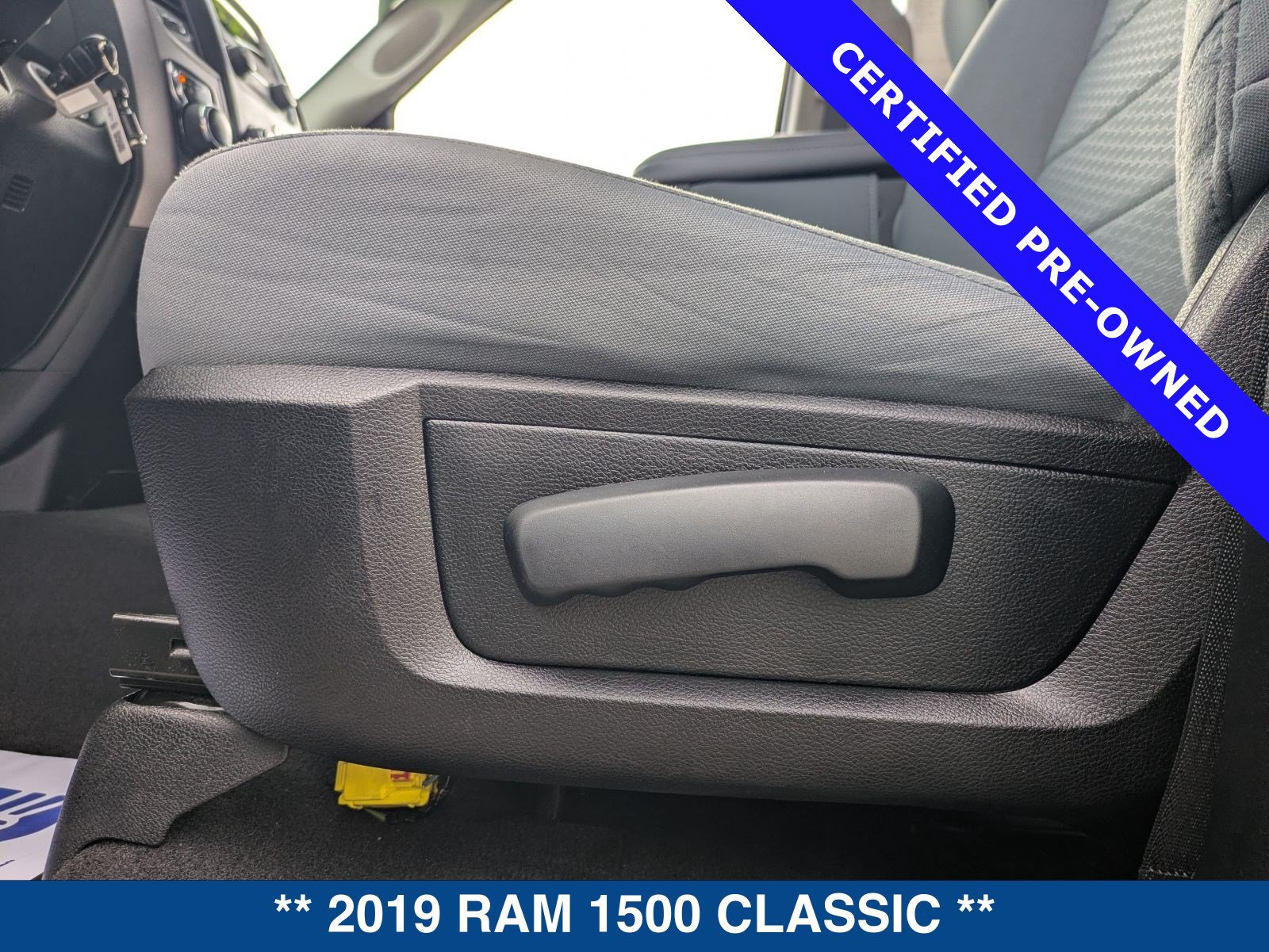 Used 2019 RAM 1500 Express AWD/4WD image 26
