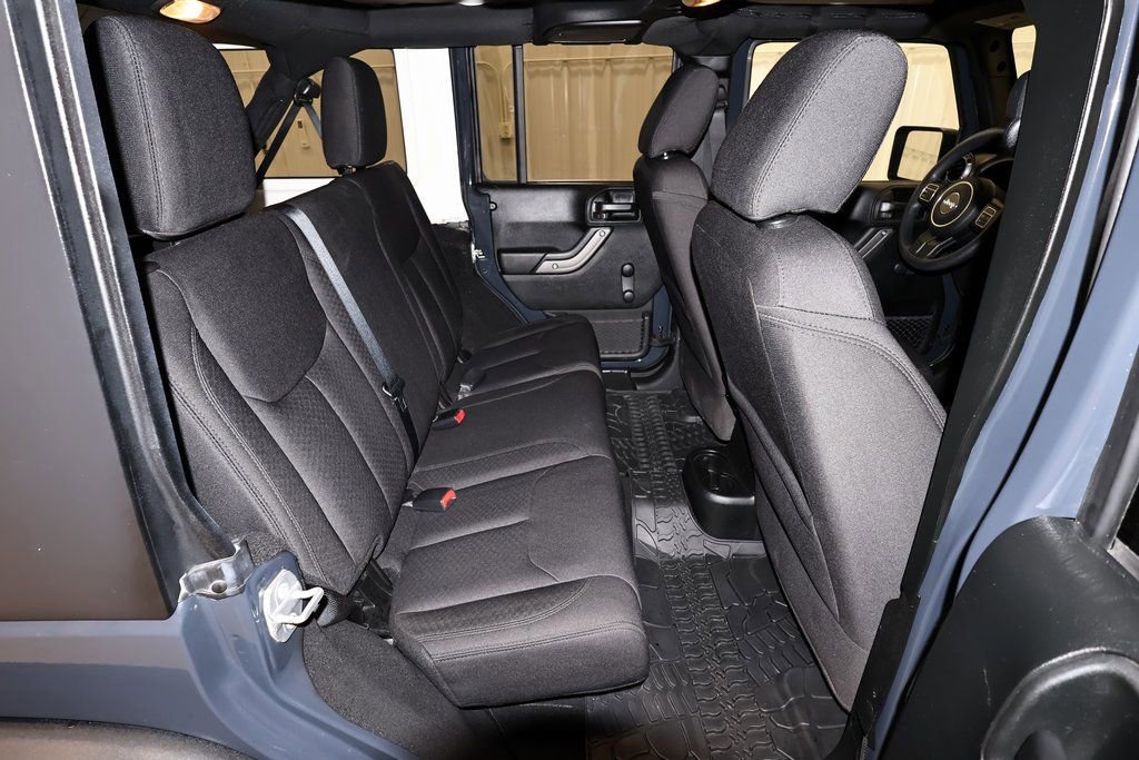 Used 2018 Jeep Wrangler Unlimited Sport image 18