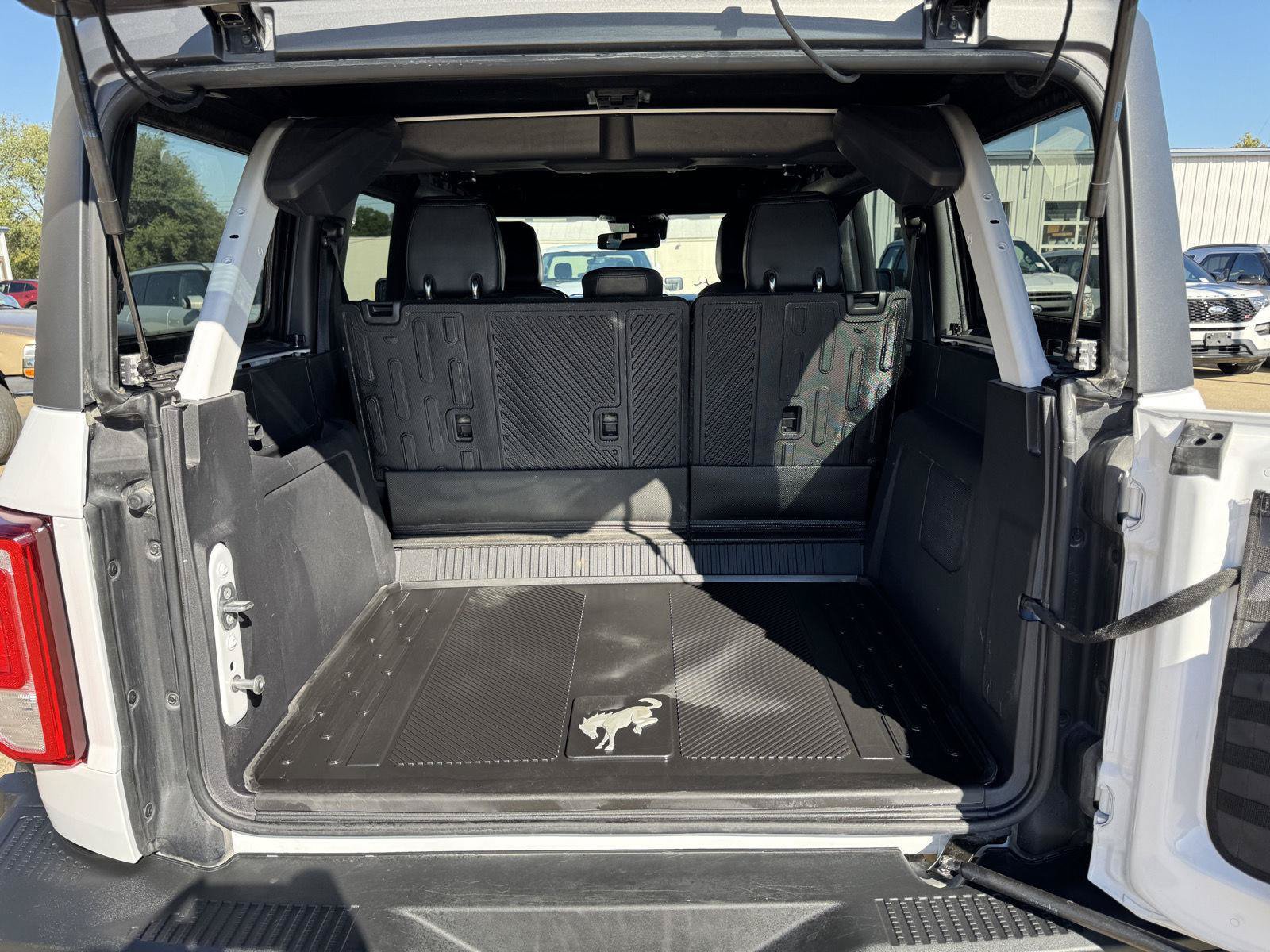 Certified 2023 Ford Bronco Black Diamond w/ Sasquatch Package AWD/4WD image 45