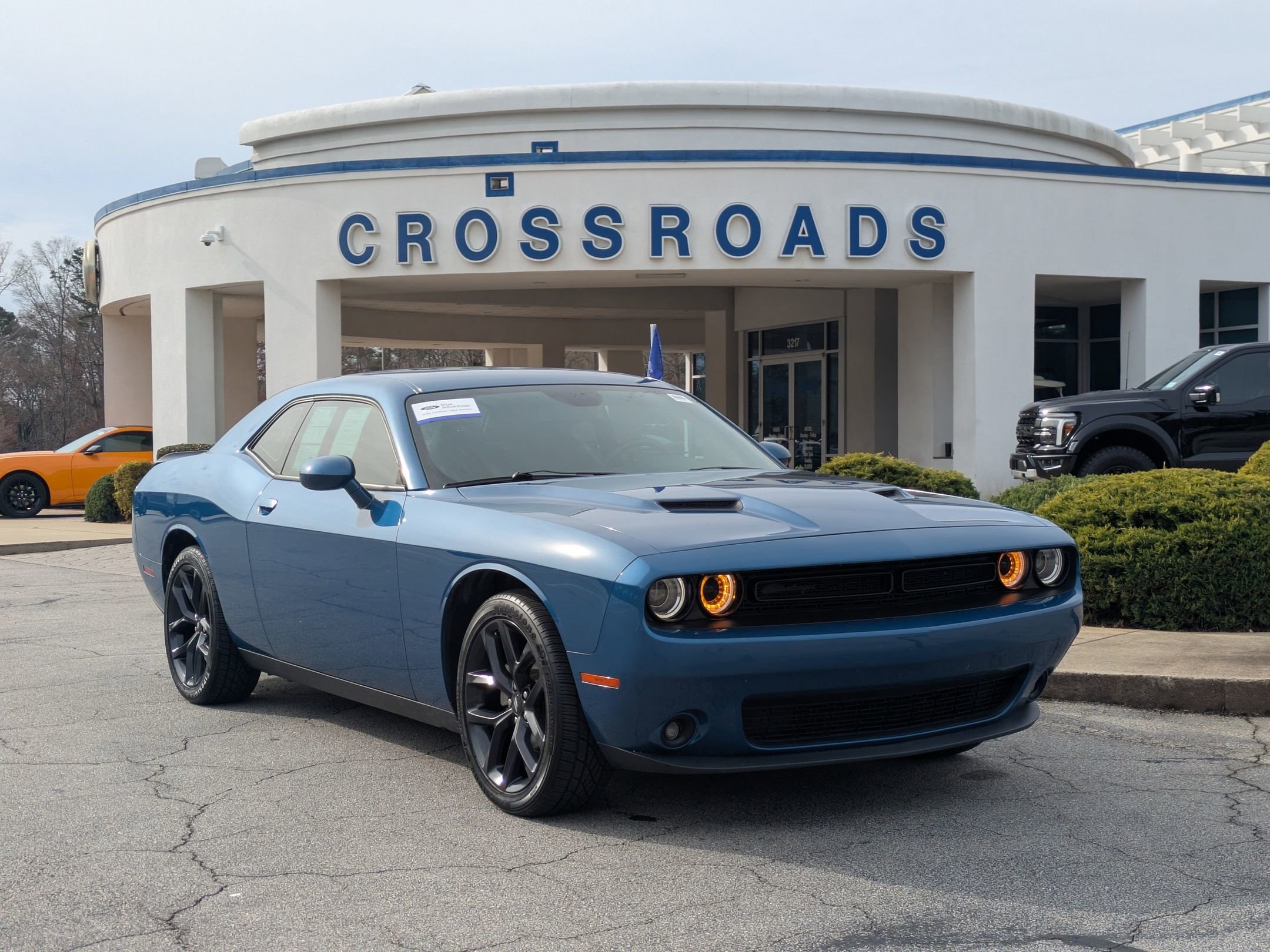 Used 2022 Dodge Challenger SXT w/ Blacktop Package image 1