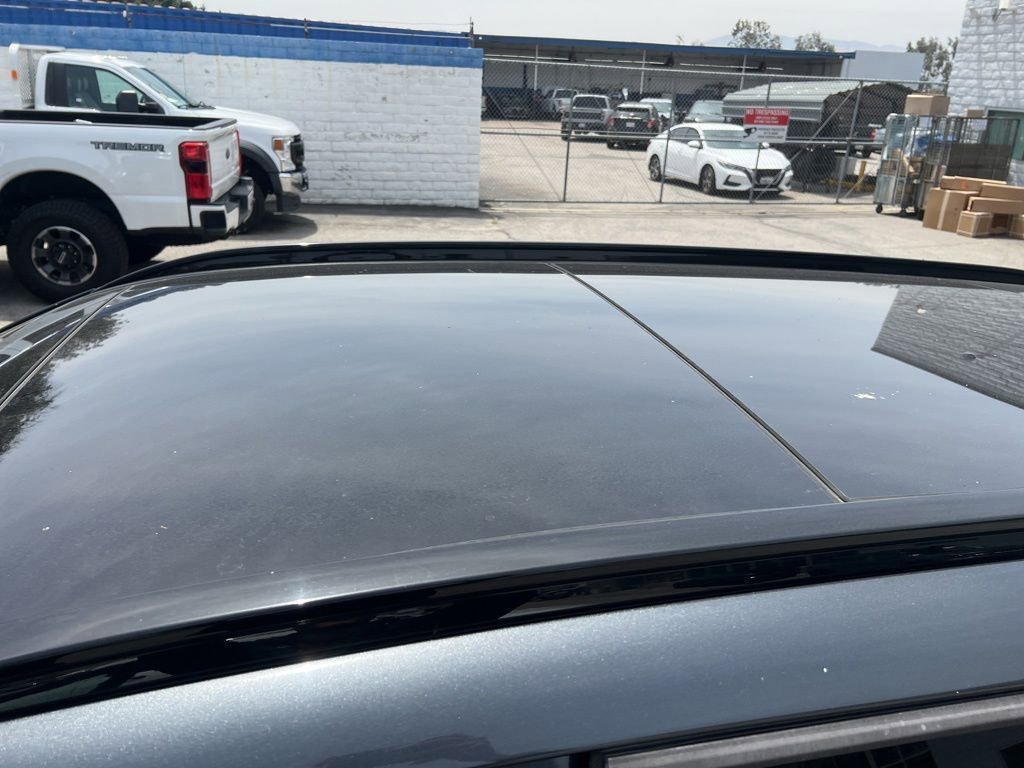 Used 2021 Kia Sorento EX w/ Panoramic Sunroof Package FWD image 39