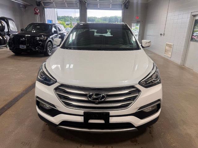 Used 2017 Hyundai Santa Fe Sport w/ 2.4L Tech Package 04 AWD/4WD image 2