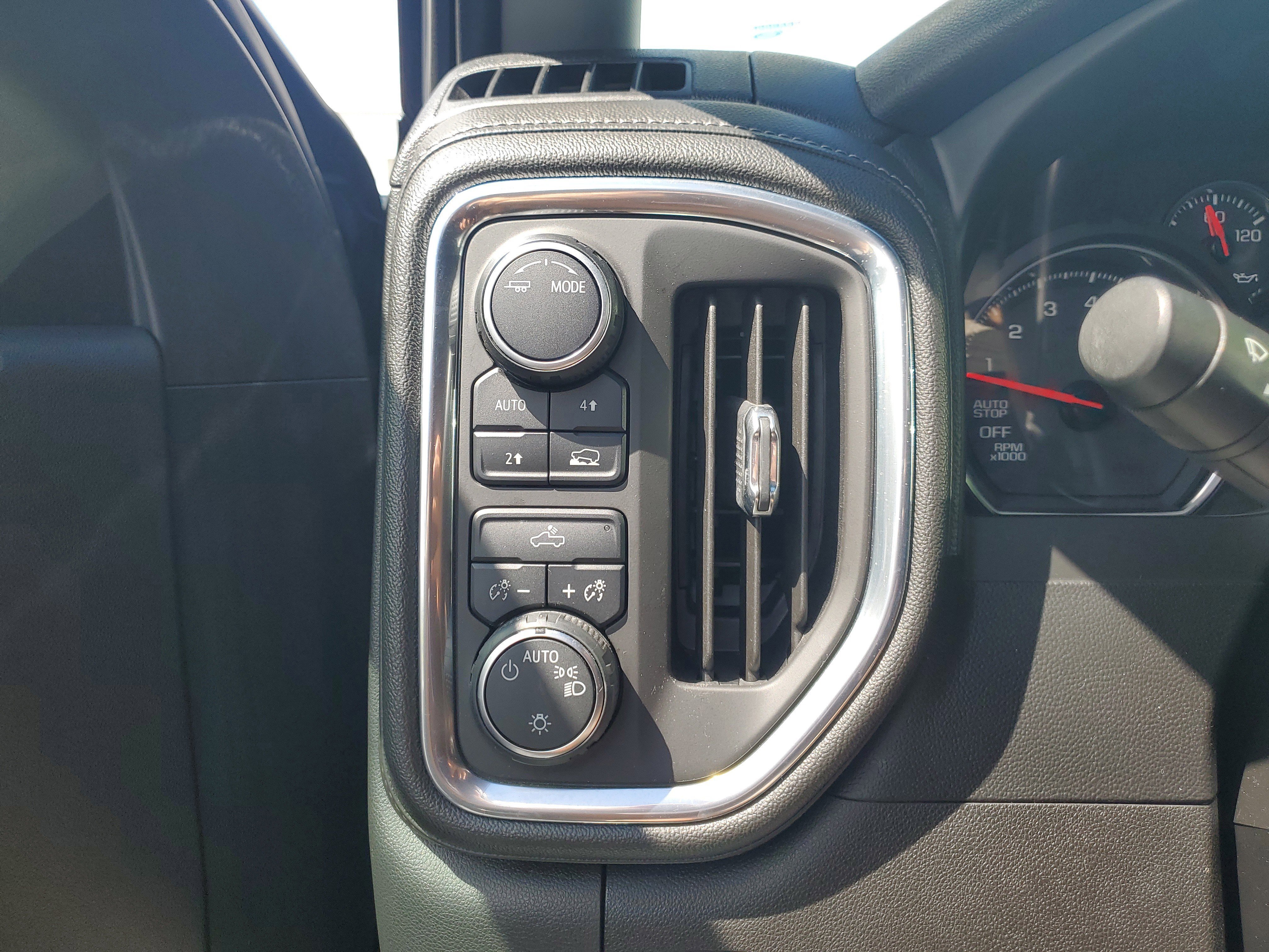 Used 2020 Chevrolet Silverado 1500 LT w/ All-Star Edition image 30