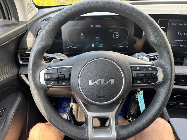 Used 2023 Kia Sportage LX AWD/4WD image 17