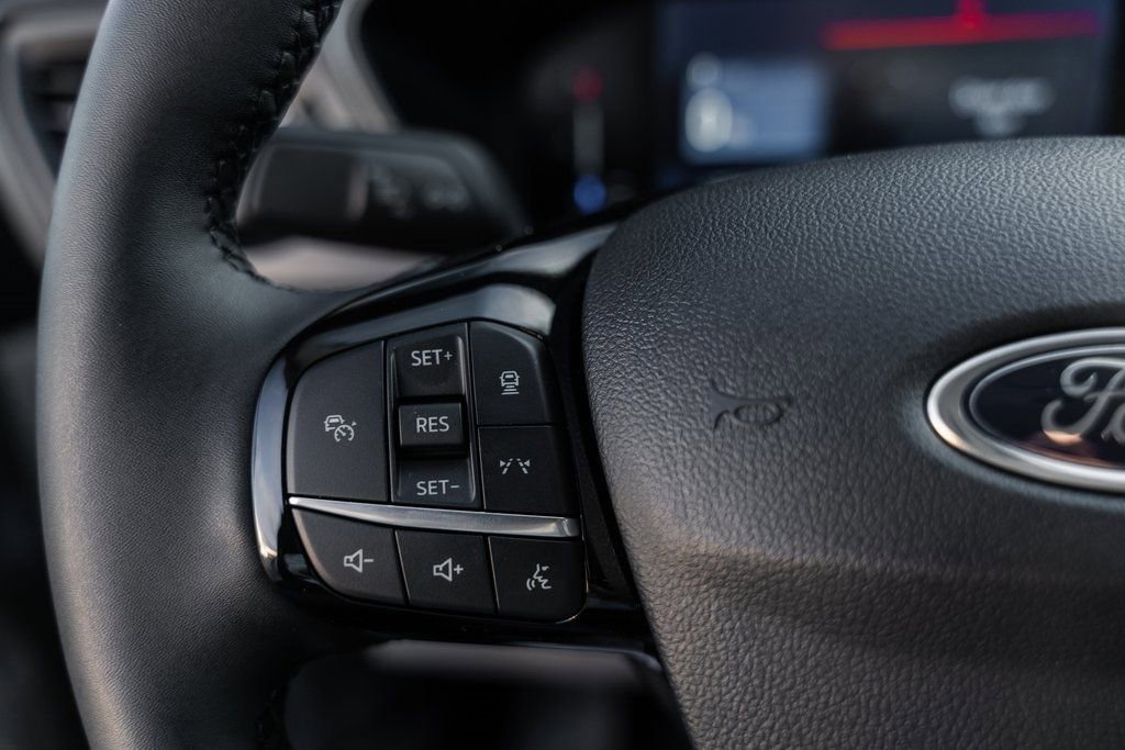 Certified 2024 Ford Escape SE FWD image 22