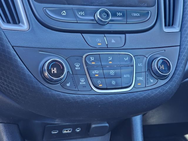 Used 2024 Chevrolet Malibu LT image 20