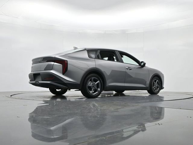 Used 2025 Kia K4 FWD image 31