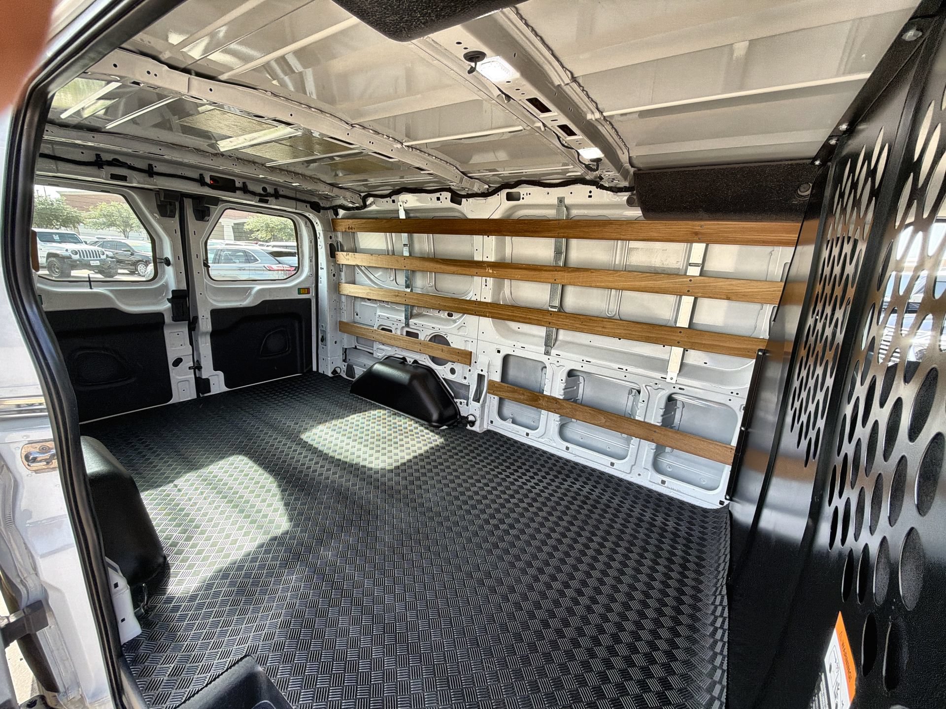 Certified 2025 Ford Transit 250 Low Roof w/ Exterior Upgrade Package RWD image 20