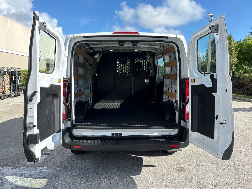 Certified 2025 Ford Transit 250 Low Roof w/ Exterior Upgrade Package RWD image 10