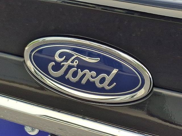 Certified 2018 Ford Fusion SE FWD image 30