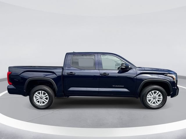 Used 2025 Toyota Tundra SR5 w/ SR5 Convenience Package AWD/4WD image 4