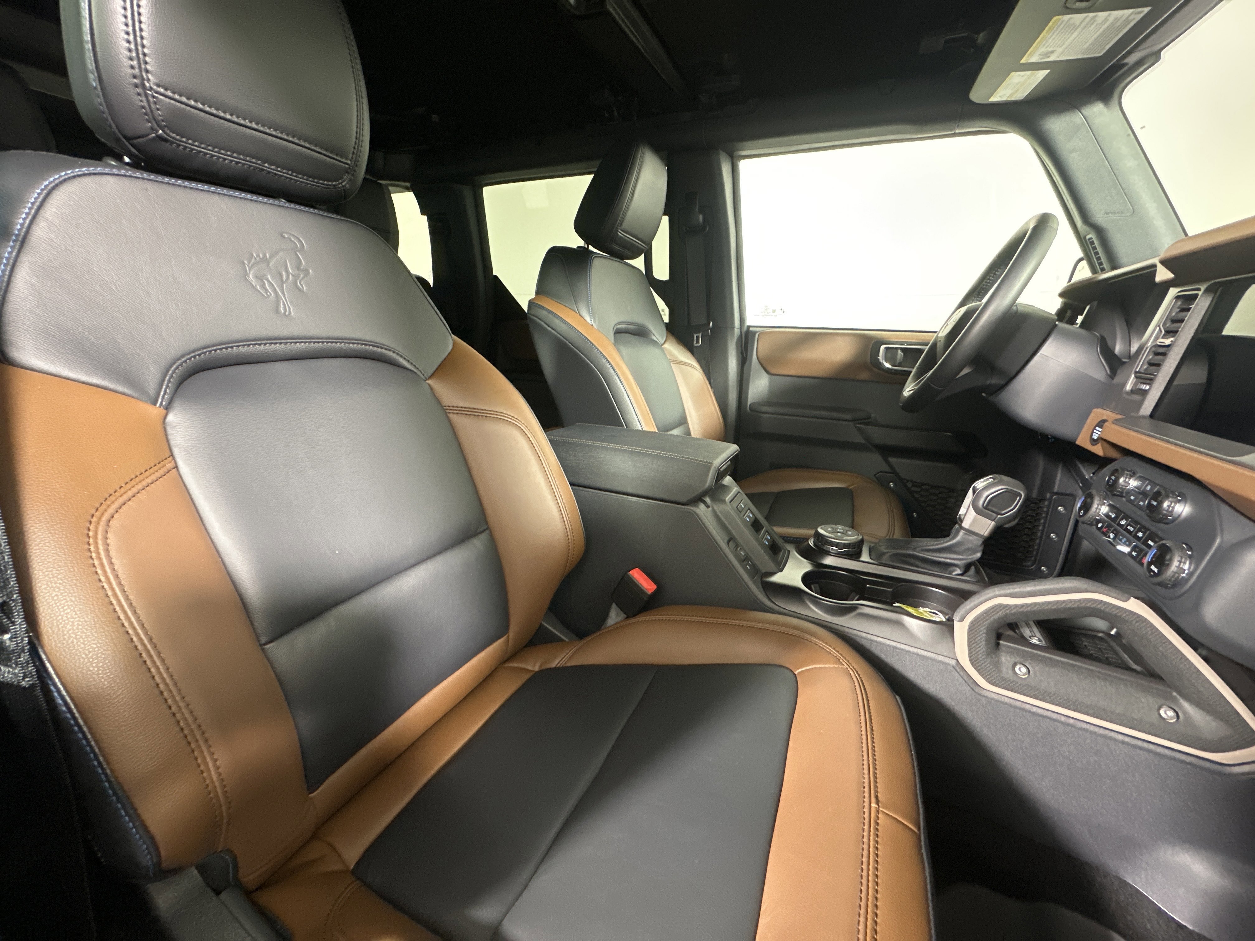 Certified 2024 Ford Bronco Outer Banks w/ Sasquatch Package image 23