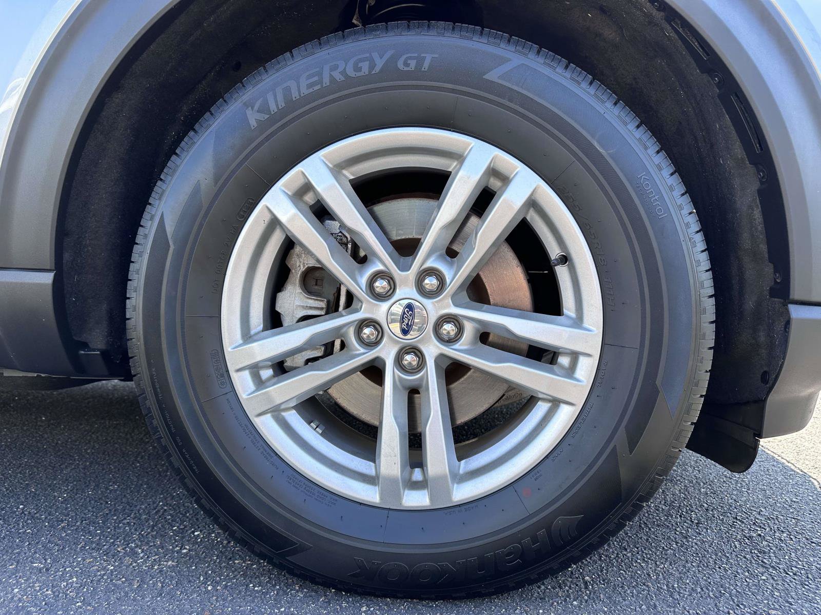 Certified 2023 Ford Explorer XLT AWD/4WD image 7