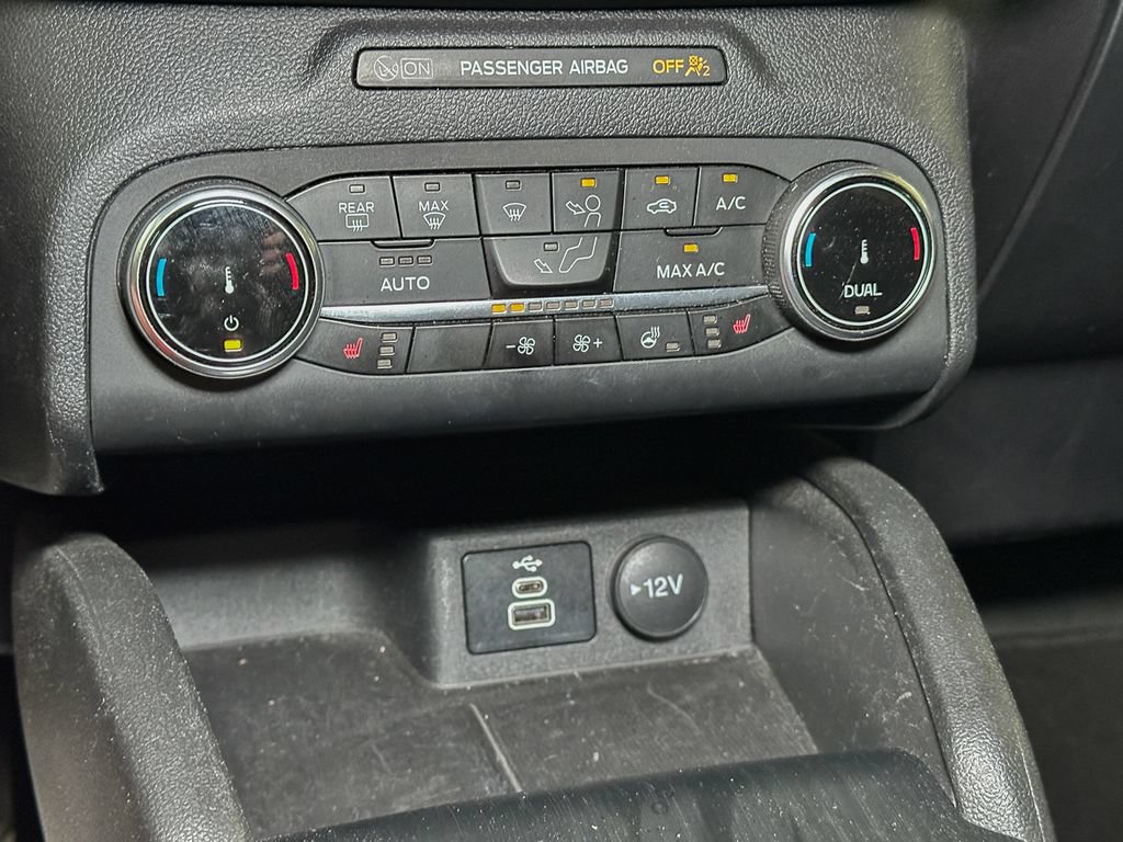 Certified 2024 Ford Escape Active AWD/4WD image 39