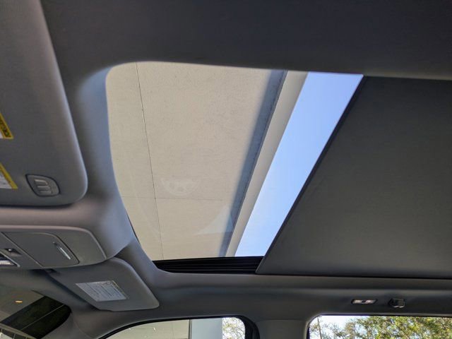 Certified 2023 Ford F250 Lariat w/ Sport Appearance Package image 23