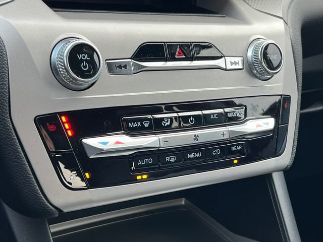 Certified 2023 Ford Explorer XLT w/ Equipment Group 202A image 33